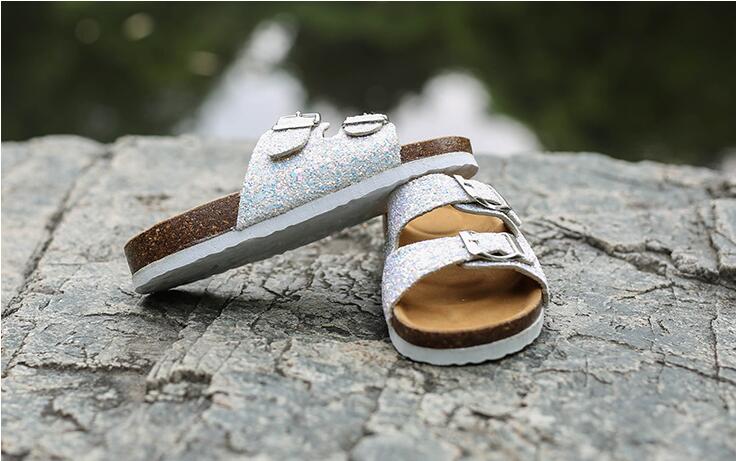 Sandália Feminina Anatômica - Strass